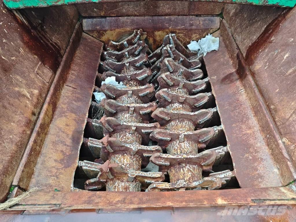 Haas 700x2000 폐기물 분쇄기