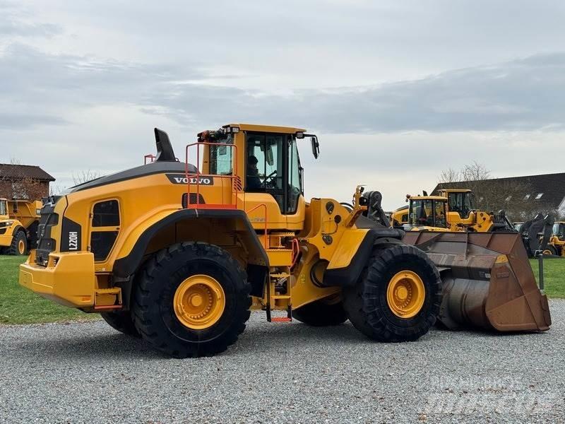 Volvo L 220 H  휠로우더