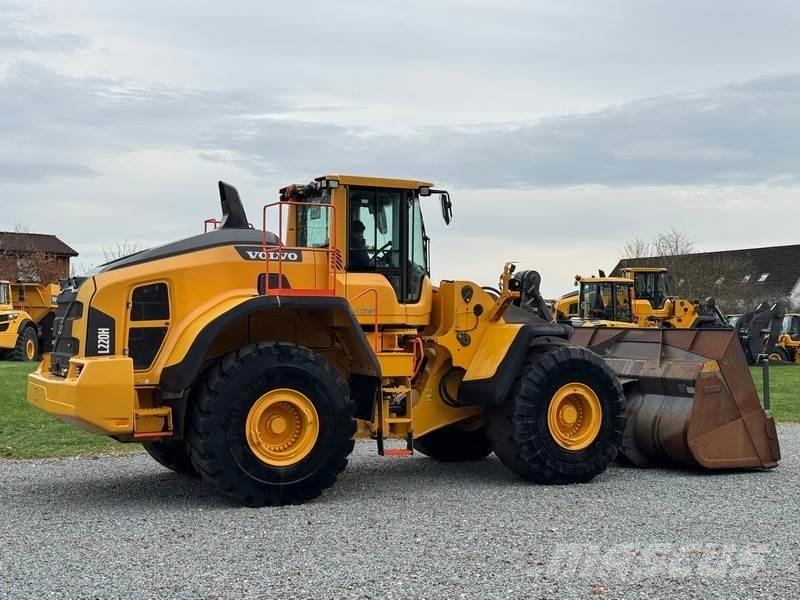 Volvo L 220 H  휠로우더