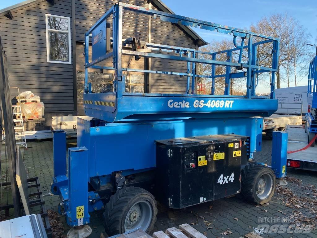 Genie GS 4069 RT 가위형 리프트