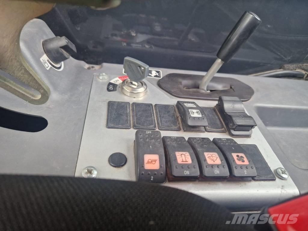 Yanmar SV 17 VT 소형 굴삭기 7톤 미만