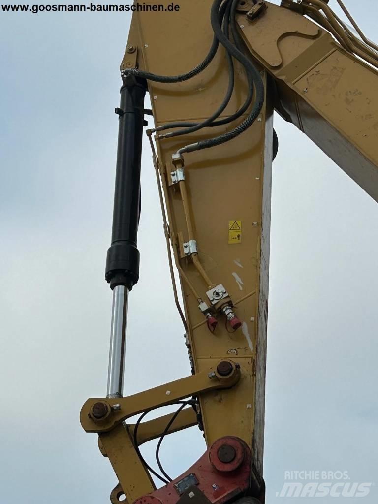 CAT 326 F LN 대형 굴삭기 29톤 이상