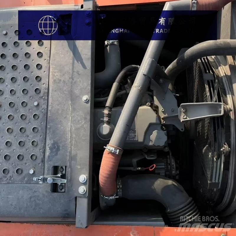 Hitachi ZX 360 LC 대형 굴삭기 29톤 이상