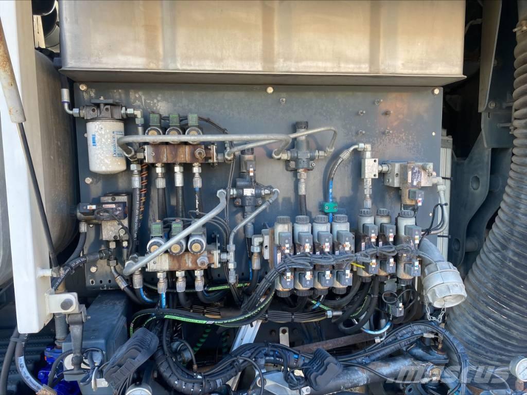 Scania G 410 청소 트럭