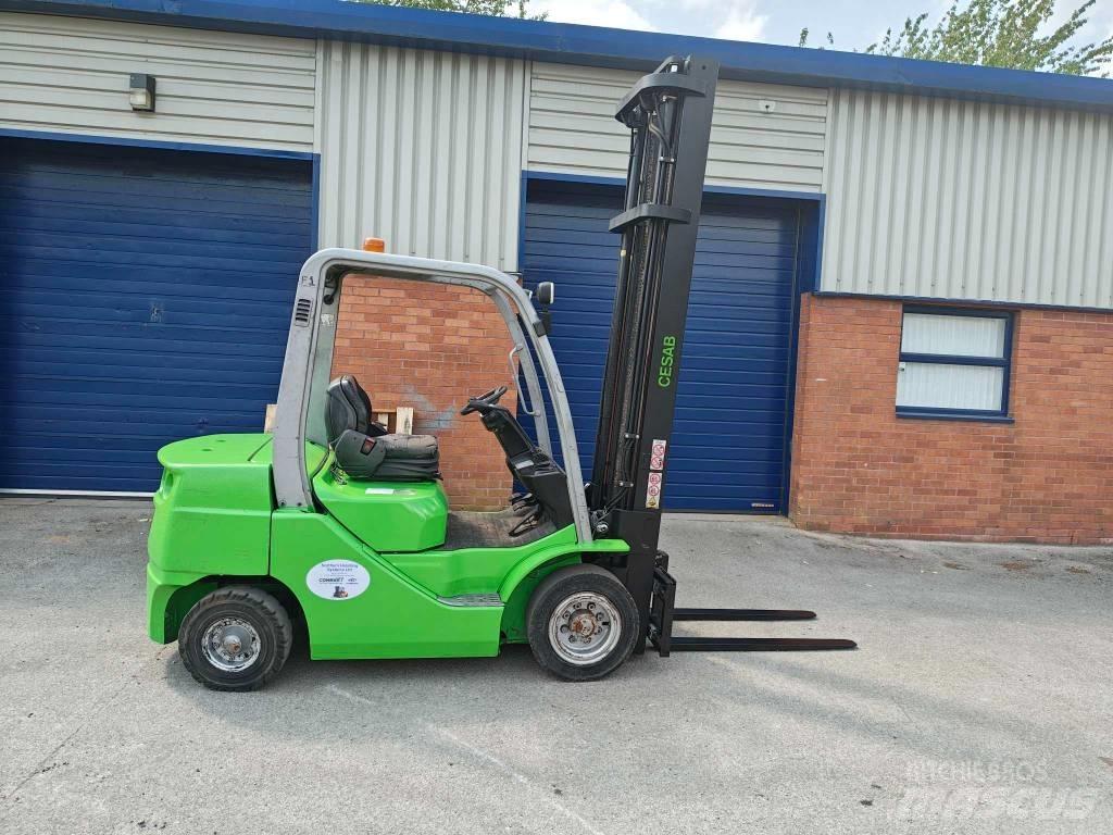 Cesab M 325 디젤 지게차