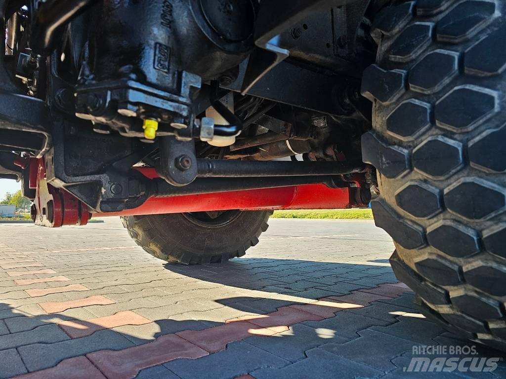 Unimog U400 스킵 로더 트럭