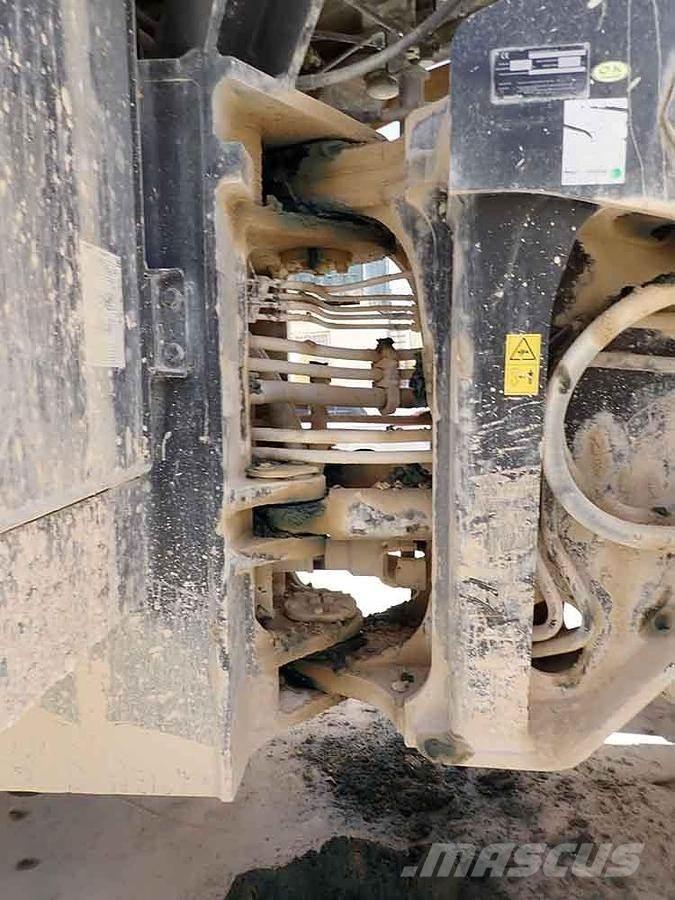 Komatsu WA600-8EO  휠로우더