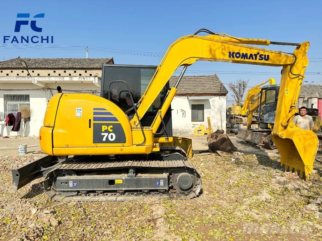 Komatsu PC70-8 대형 굴삭기 29톤 이상