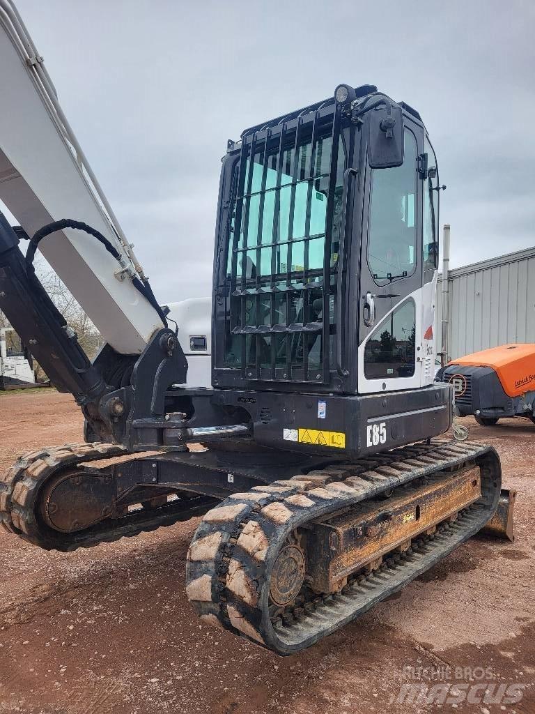 Bobcat E 85 중형굴삭기 7톤-28톤