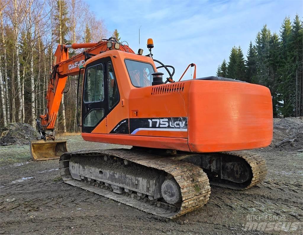 Daewoo S175LC-V 대형 굴삭기 29톤 이상