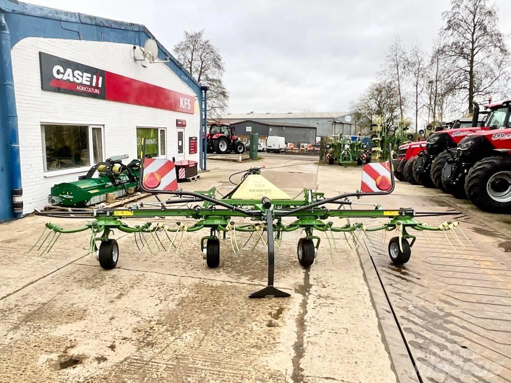 Krone Vendro 560 갈퀴 및 테더