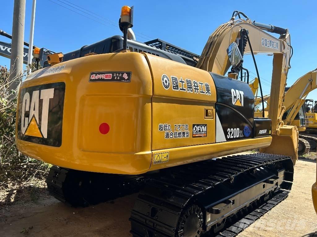 CAT 320D2L 대형 굴삭기 29톤 이상