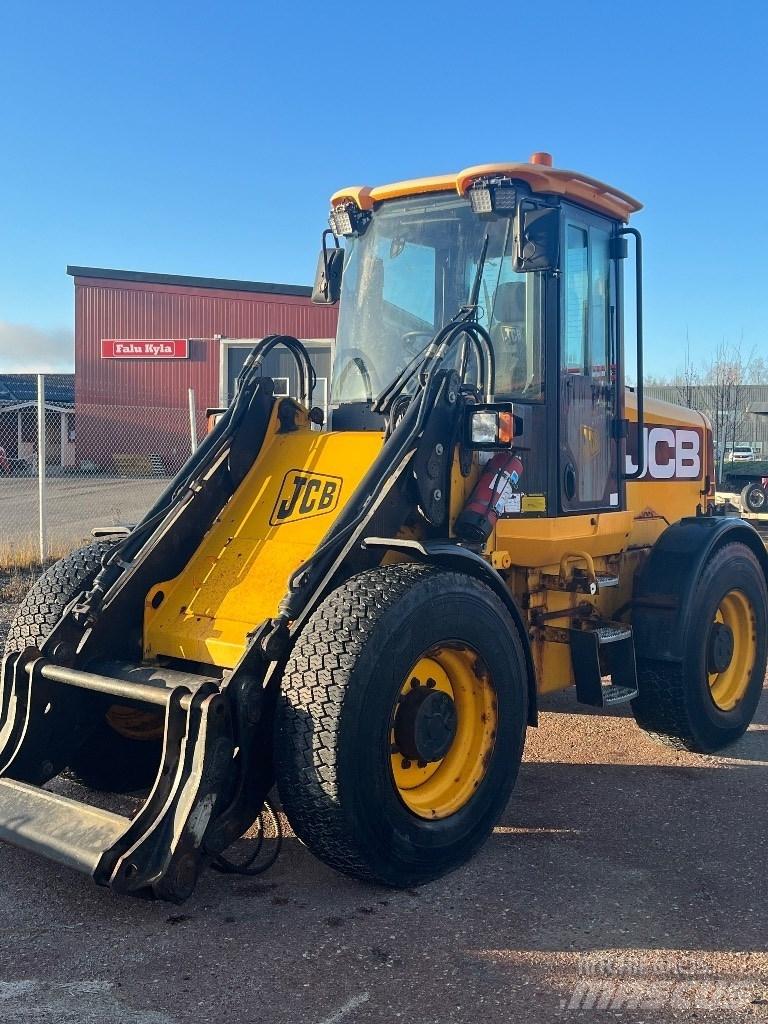 JCB 411 HT  휠로우더