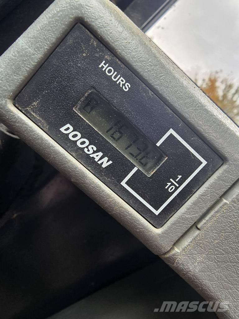 Bobcat E 63 소형 굴삭기 7톤 미만