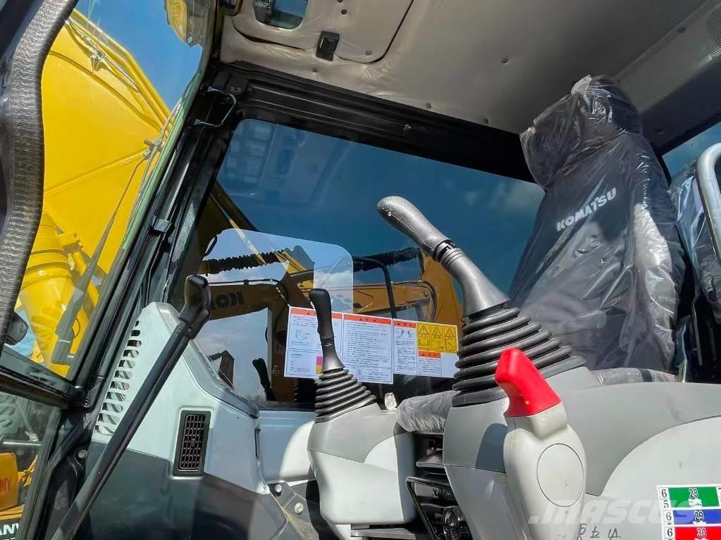 Komatsu PC 130 대형 굴삭기 29톤 이상