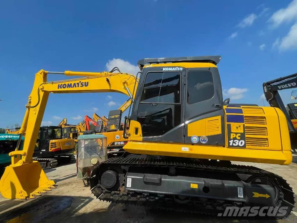 Komatsu PC 130 대형 굴삭기 29톤 이상