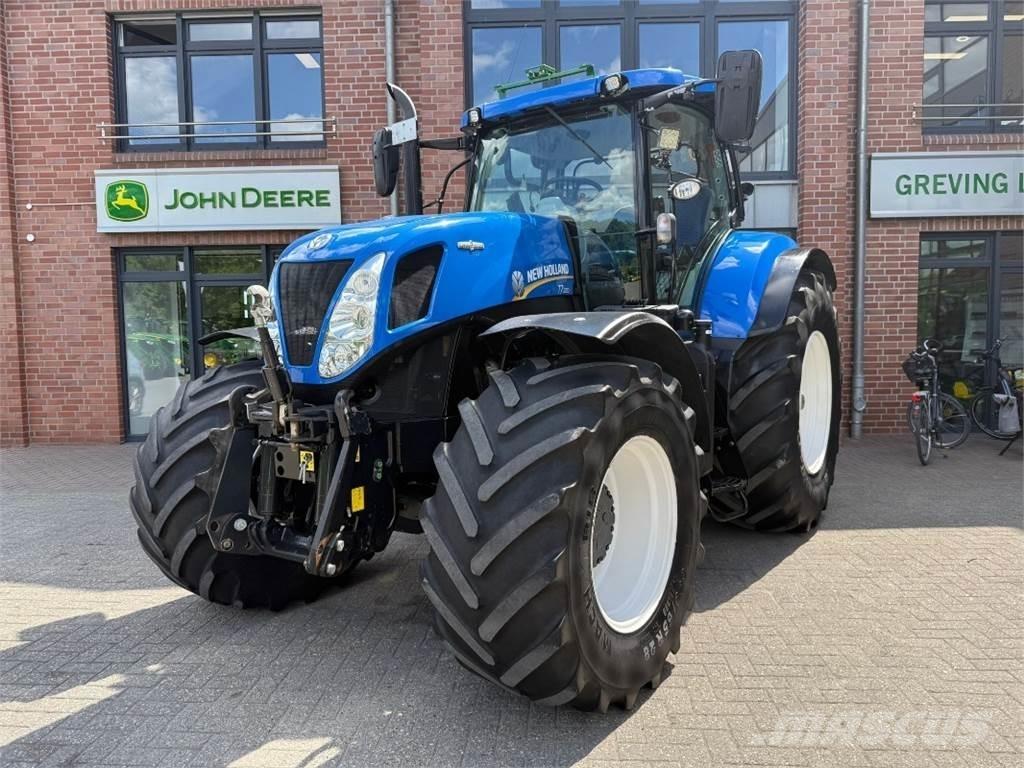 New Holland T7.220 트랙터
