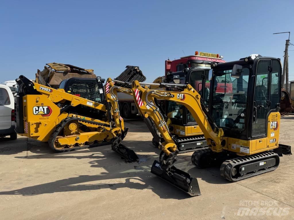 CAT 301.8 소형 굴삭기 7톤 미만