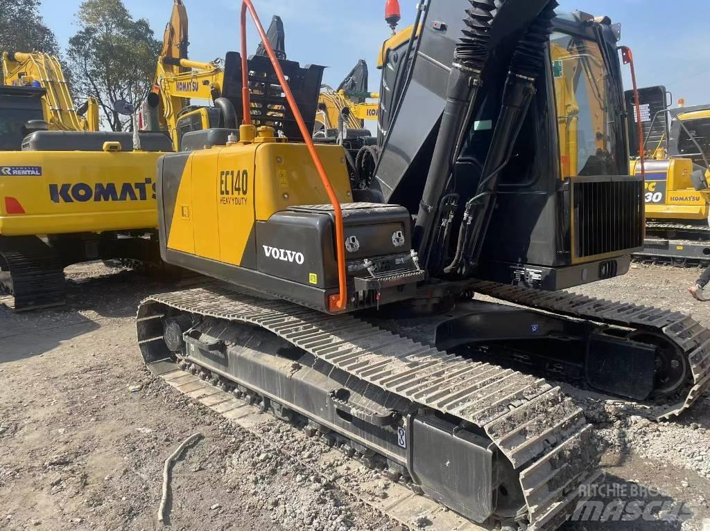 Volvo EC 140 대형 굴삭기 29톤 이상