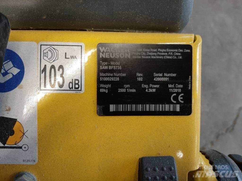 Wacker Neuson BFS735 암석 및 콘크리트 절단기