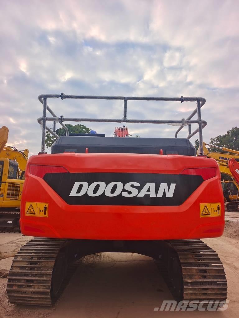 Doosan DX 225 LC 대형 굴삭기 29톤 이상