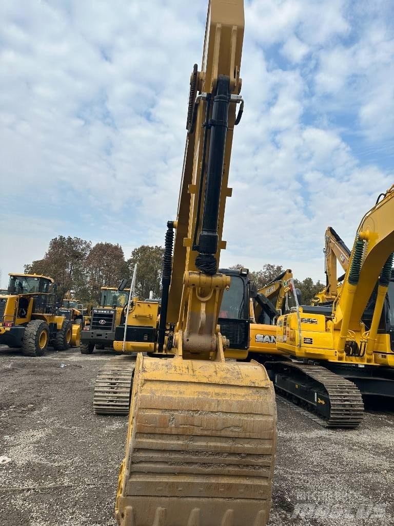 CAT 320 D2 대형 굴삭기 29톤 이상