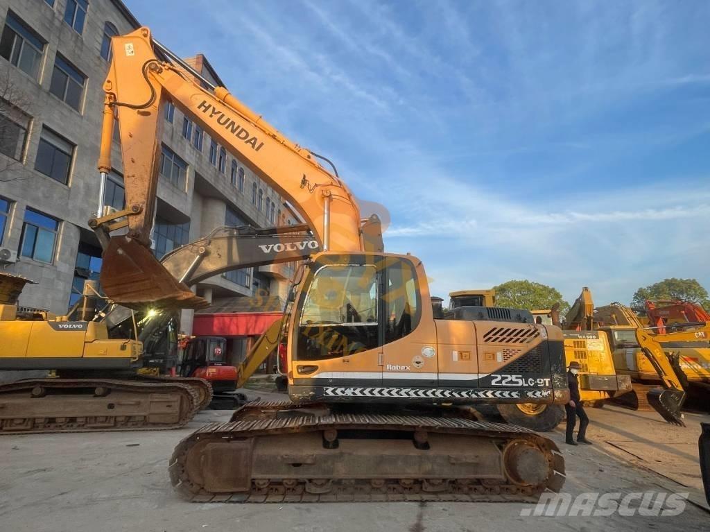 Hyundai R225-9 T 대형 굴삭기 29톤 이상