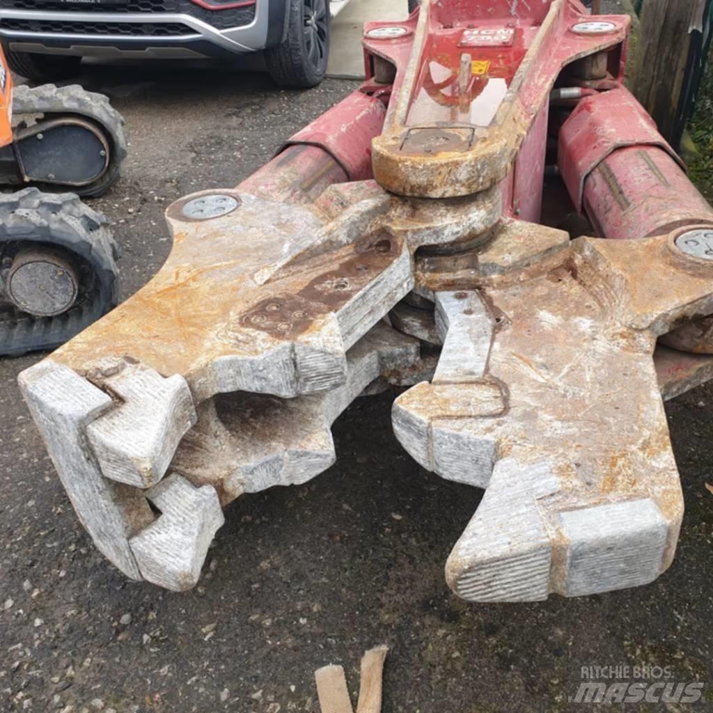  KONVERMA HCM 750C 절단기