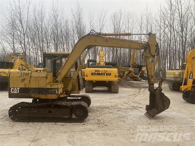 CAT E70B 대형 굴삭기 29톤 이상