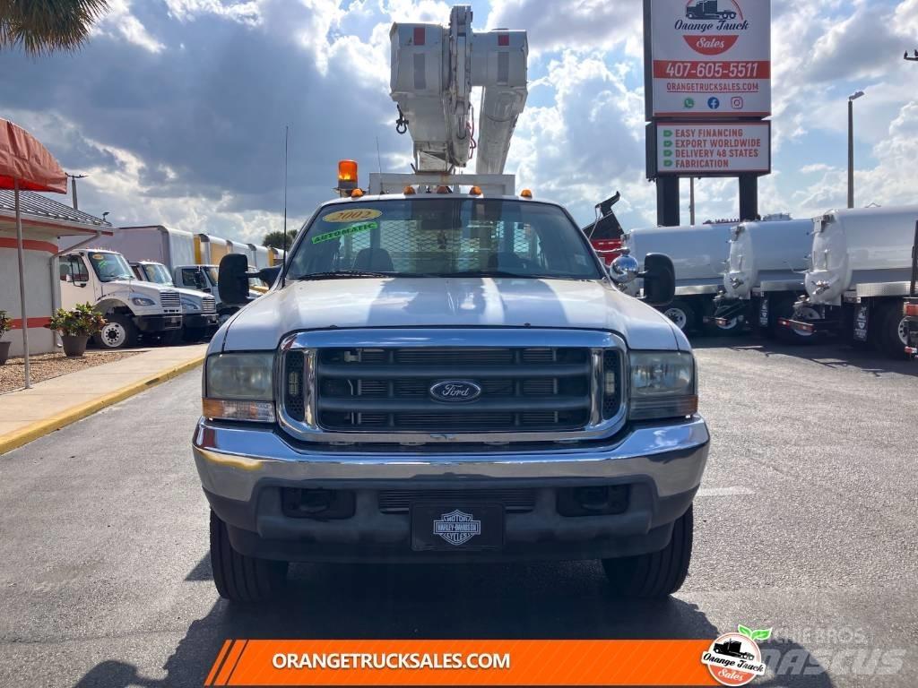 Ford F 550 SD 트럭 탑재 고소작업대