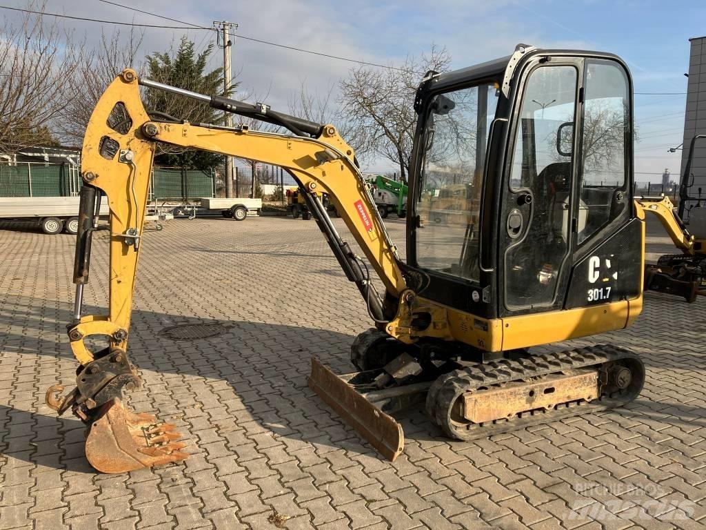 CAT 301.7 D 소형 굴삭기 7톤 미만
