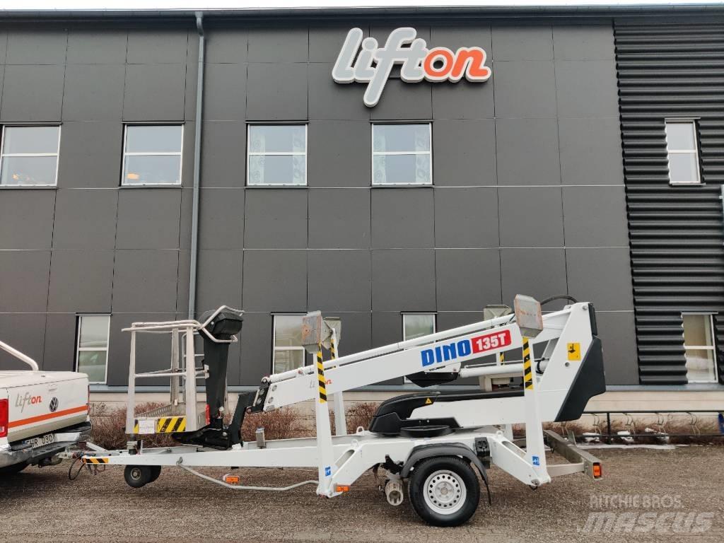 Dino 135 T Skylift 트레일러 탑재 고소작업대