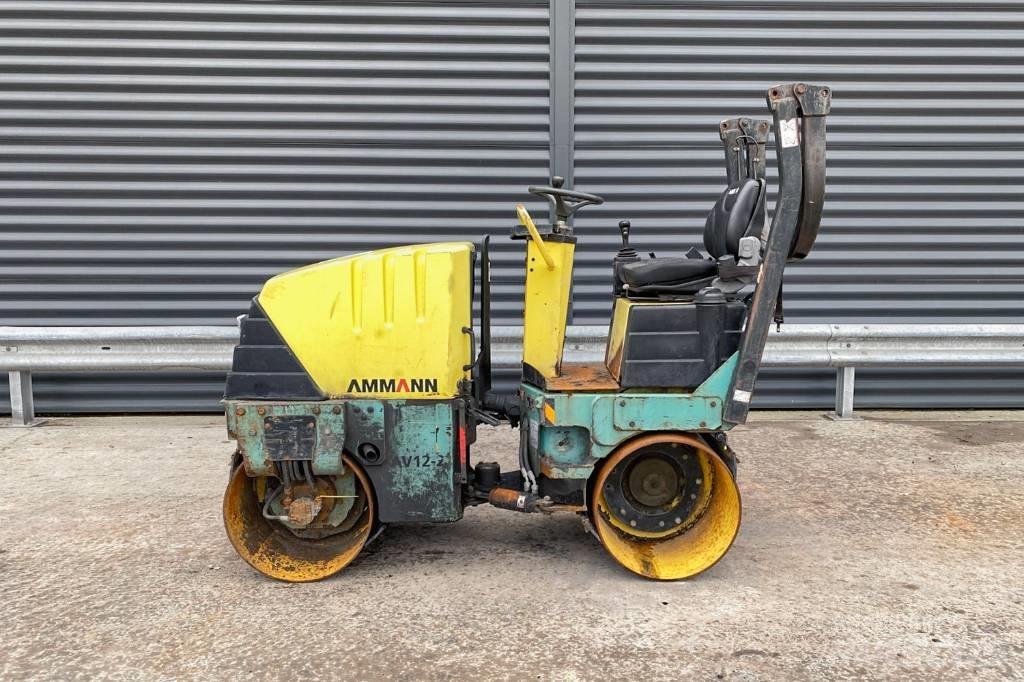Ammann AV 12-2 트윈 드럼 롤러
