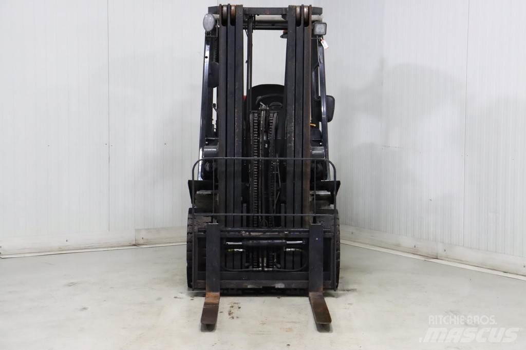 Nissan U1D2A20LQ LPG 지게차