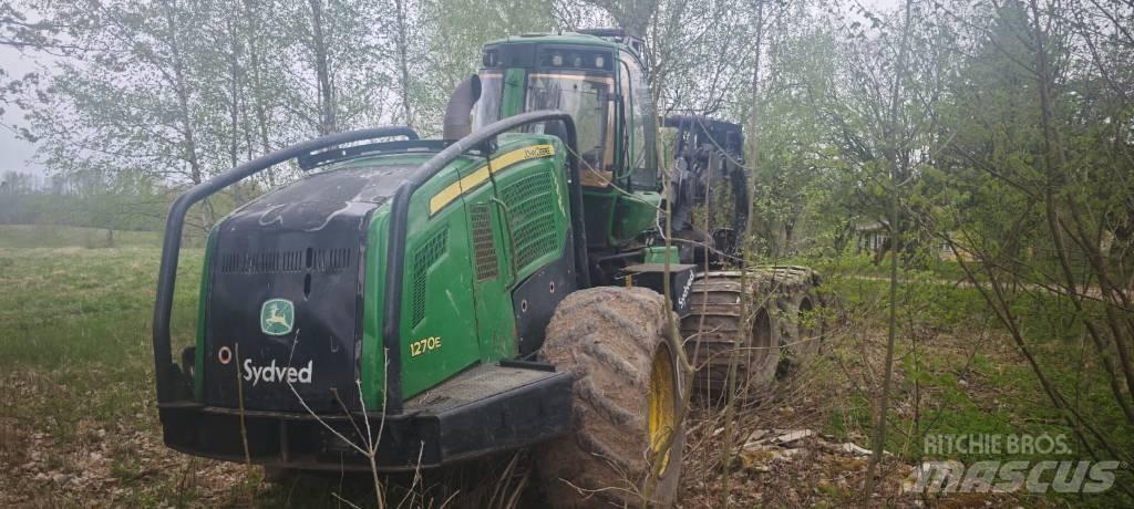 John Deere 1270 E 원목 하베스터