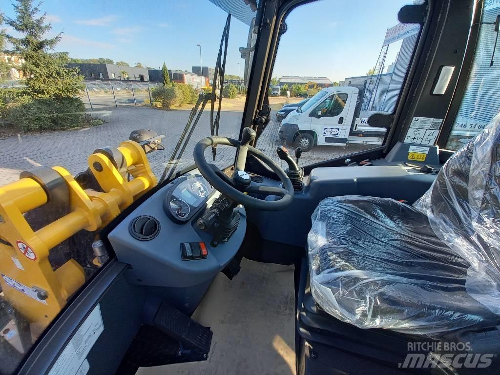 Mecalac AX 1000  휠로우더