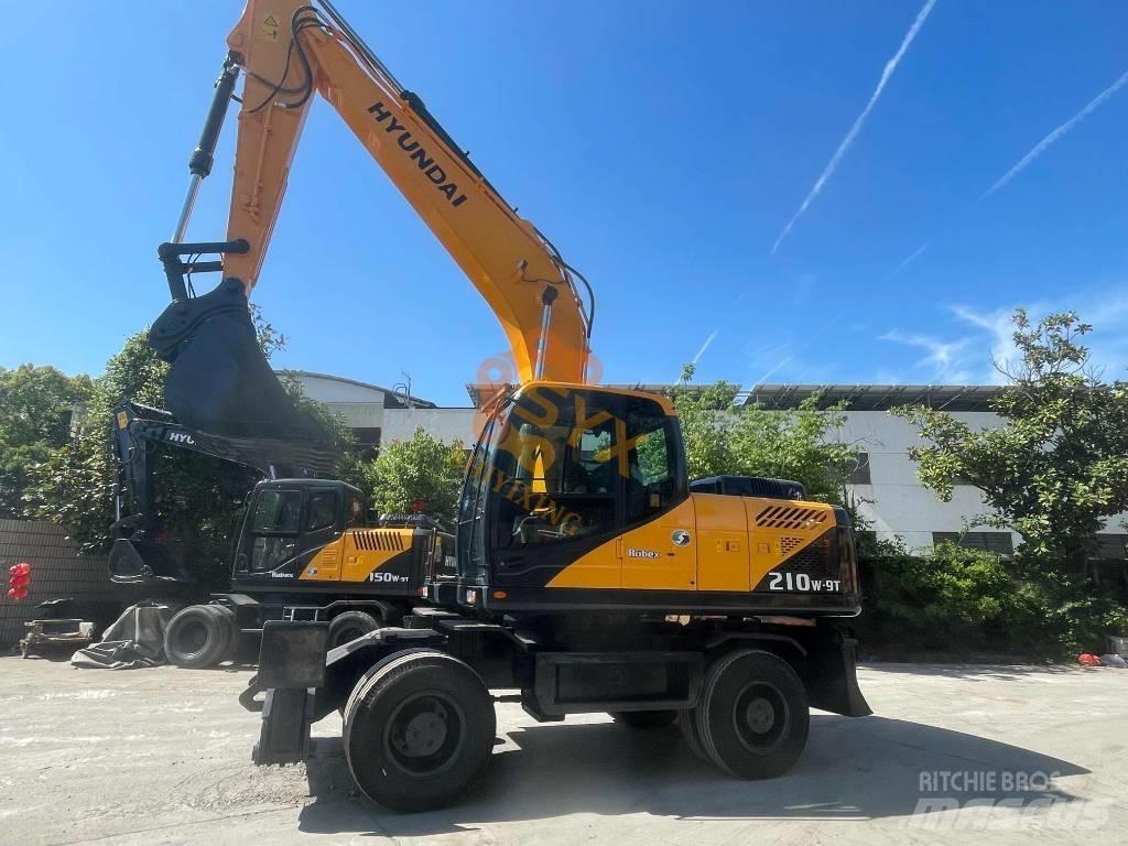 Hyundai Robex 210W-9  휠 굴삭기