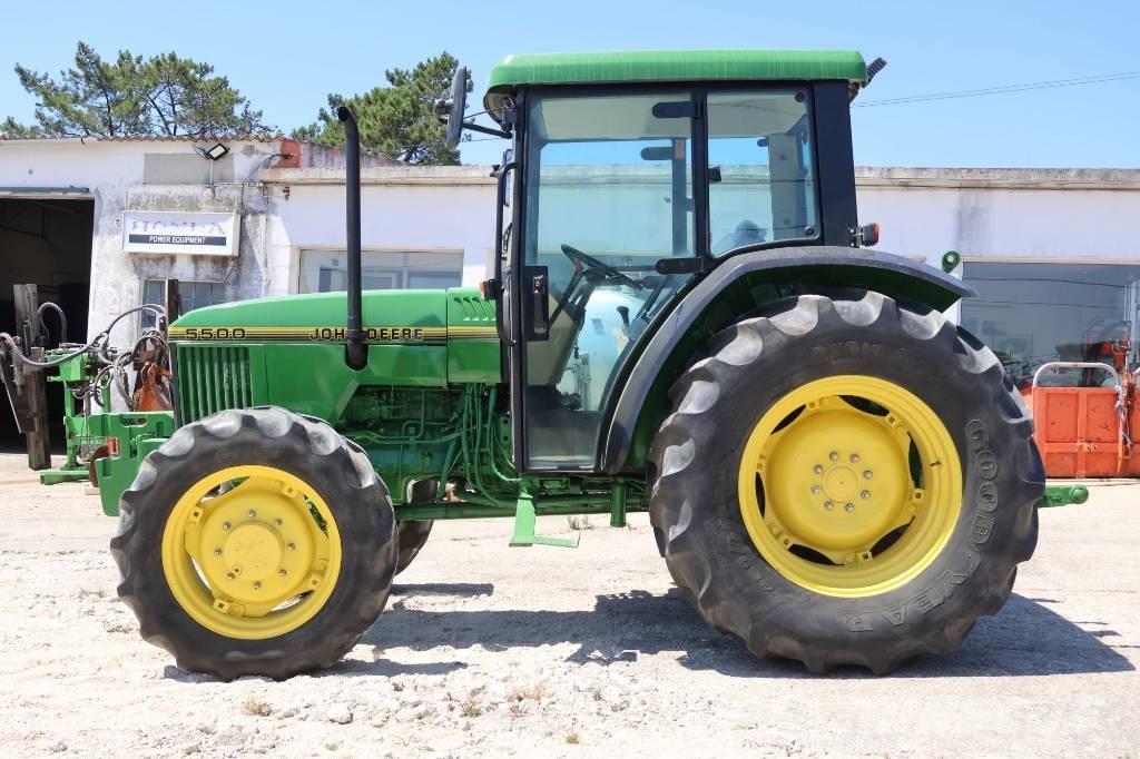 John Deere 5500 STD 트랙터