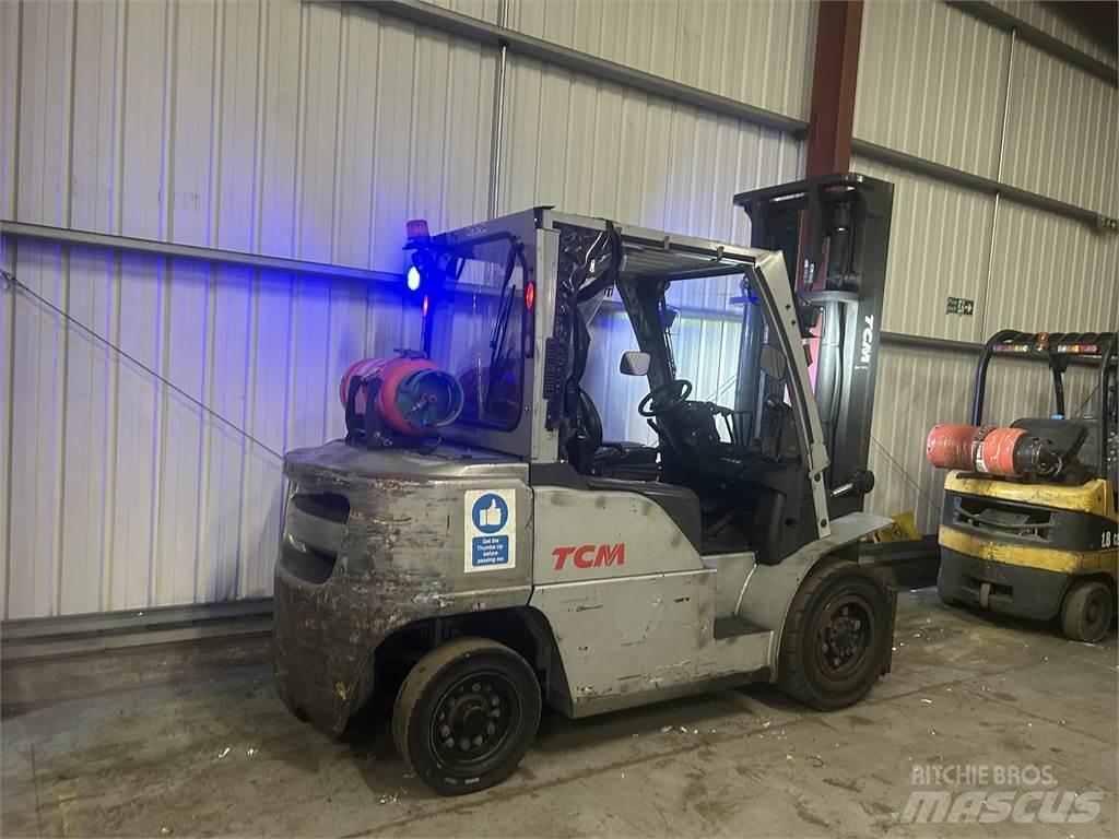 TCM J1F4A40LQ LPG 지게차