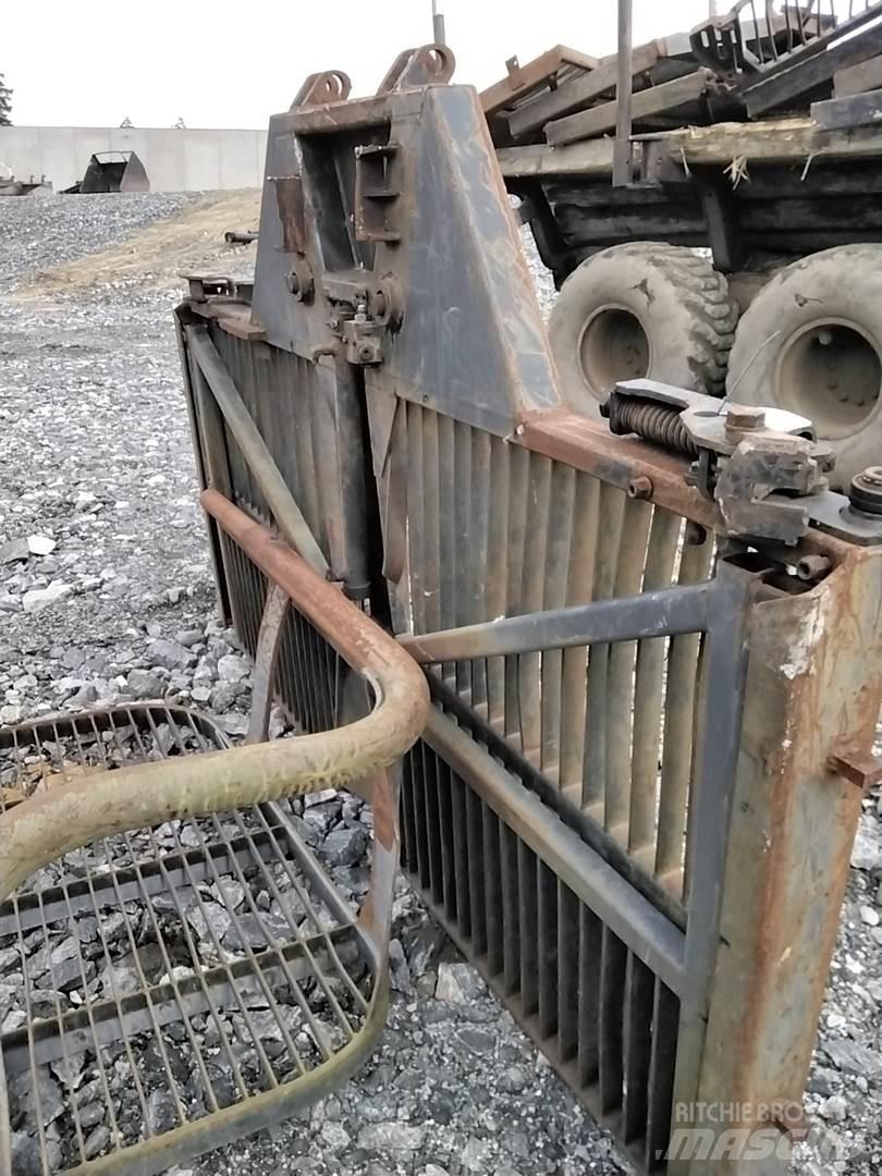 Valmet 860 기타 구성품