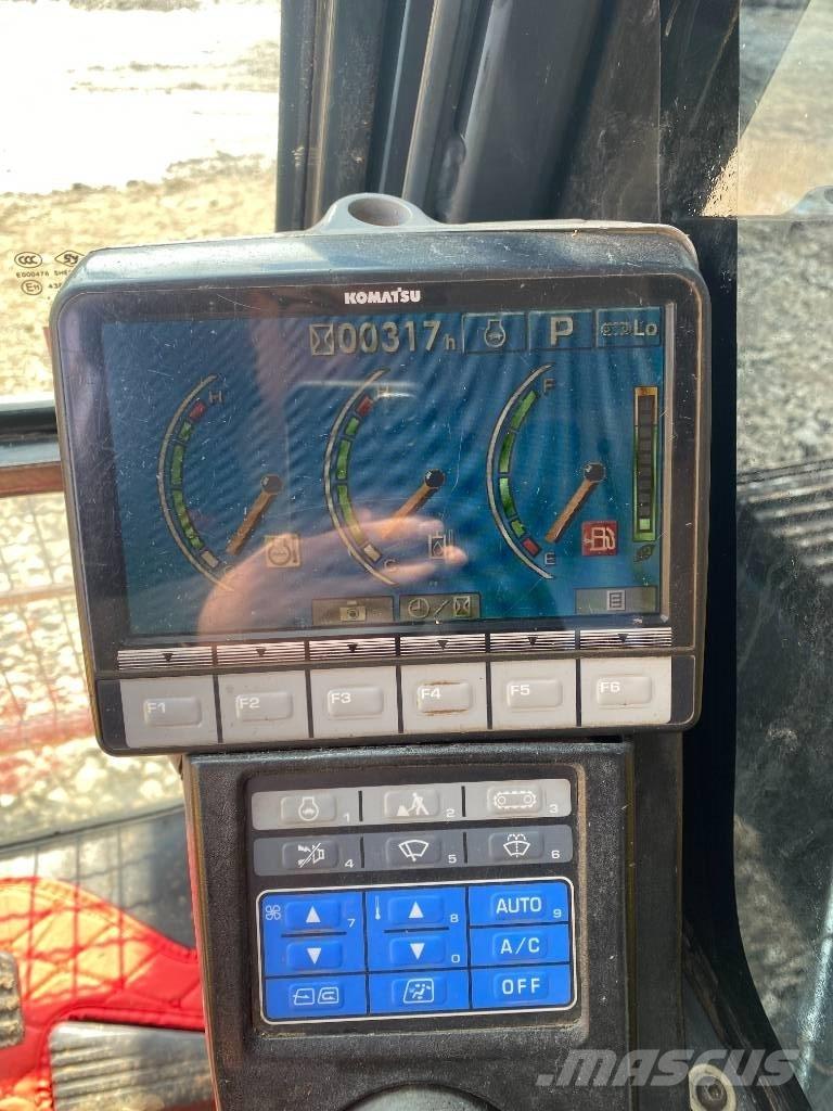 Komatsu PC 200-8 대형 굴삭기 29톤 이상