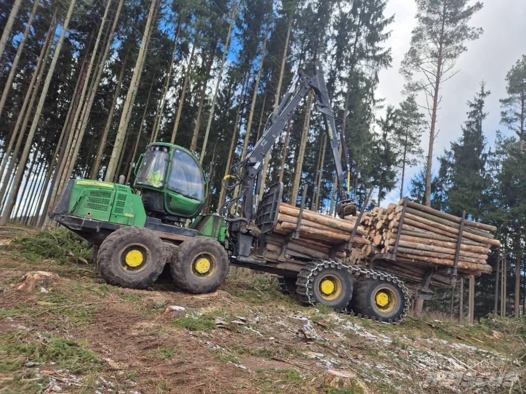 John Deere 1910 E 원목 포워더