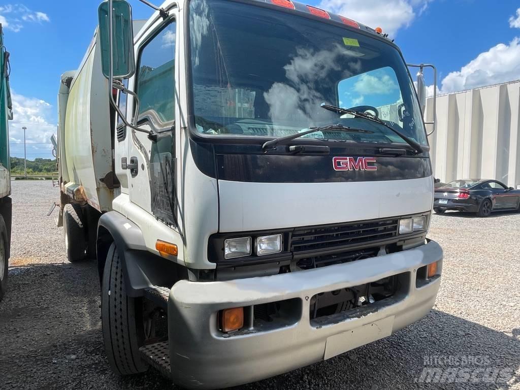 GMC T7500 폐기물 수거 트럭