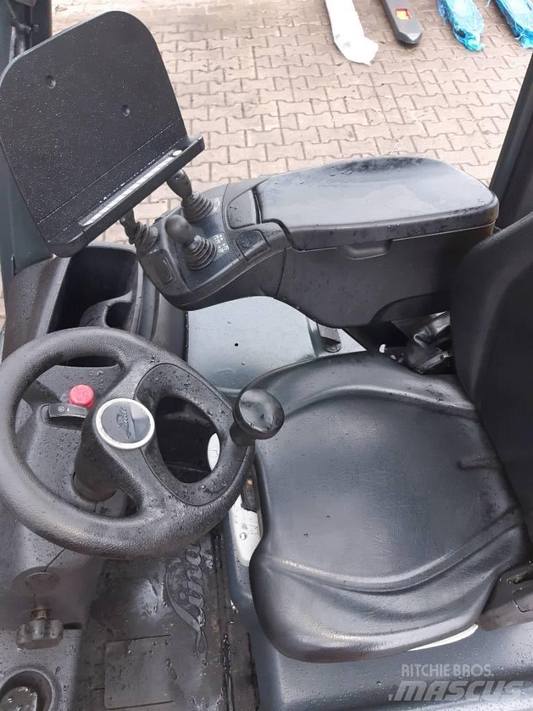 Linde E 12 전동 지게차