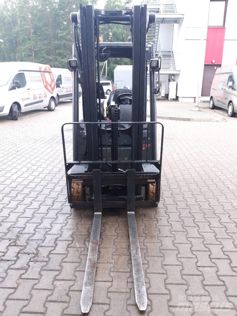 Linde E 12 전동 지게차