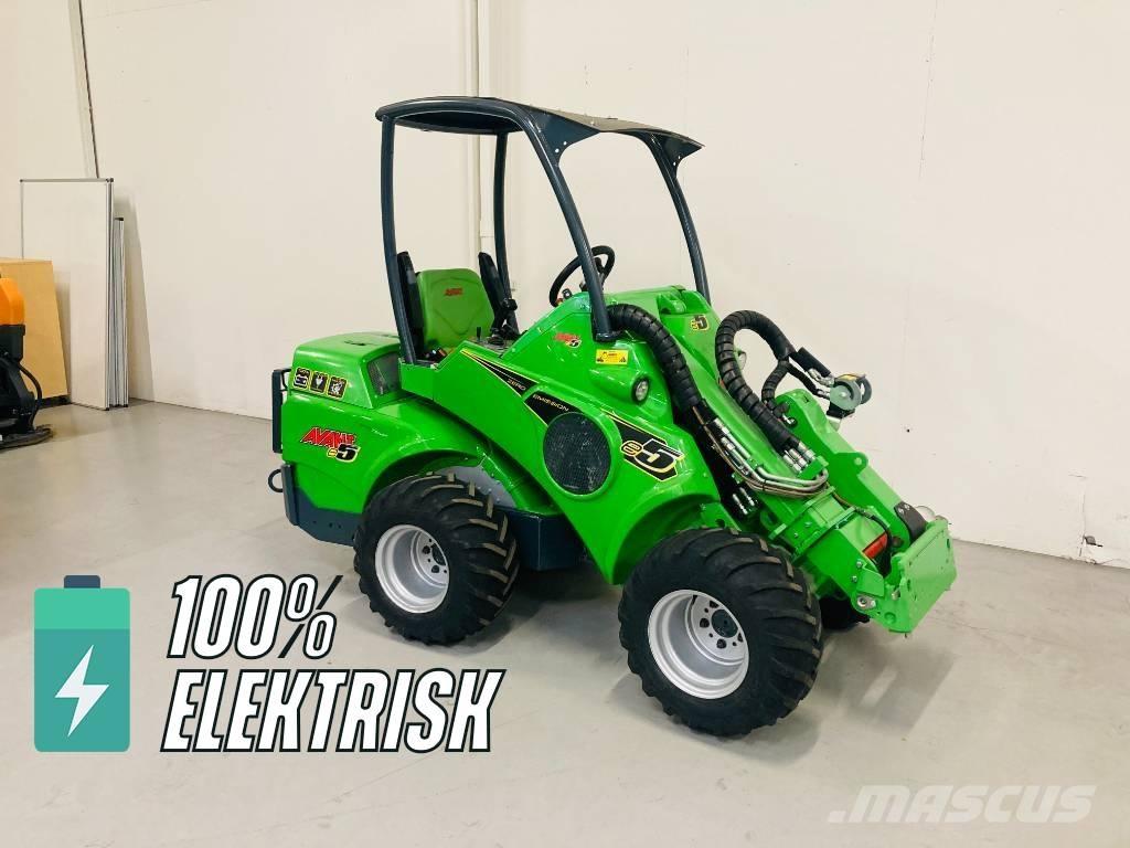 Avant E 513 미니 로더