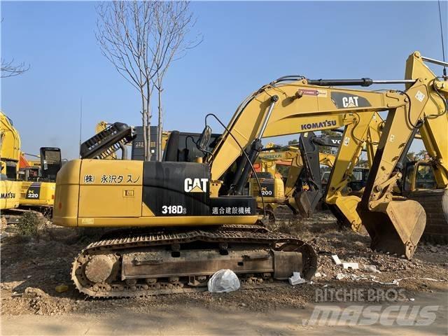CAT 318D 대형 굴삭기 29톤 이상