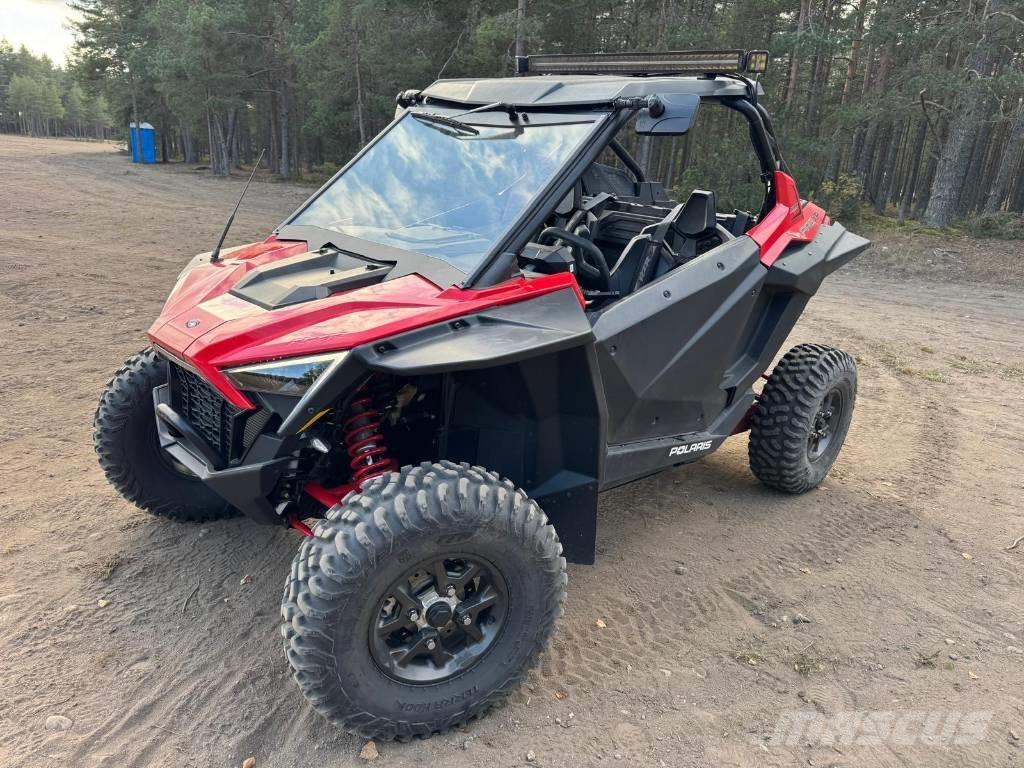 Polaris RZR PRO XP 크로스컨트리 차량