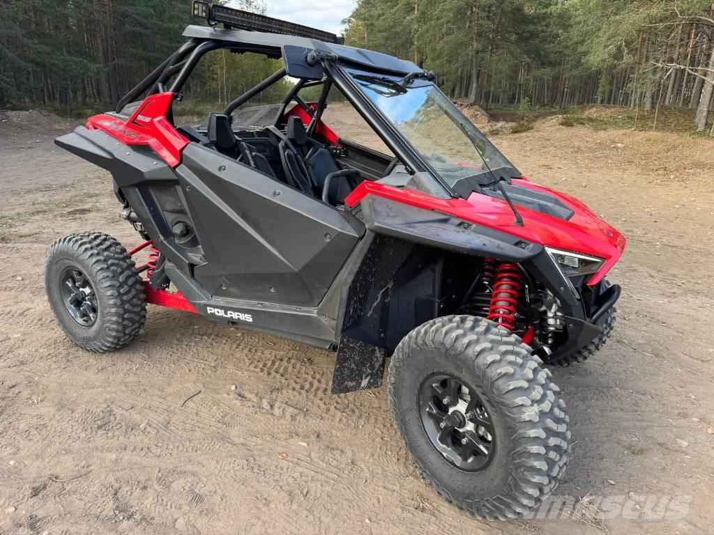 Polaris RZR PRO XP 크로스컨트리 차량