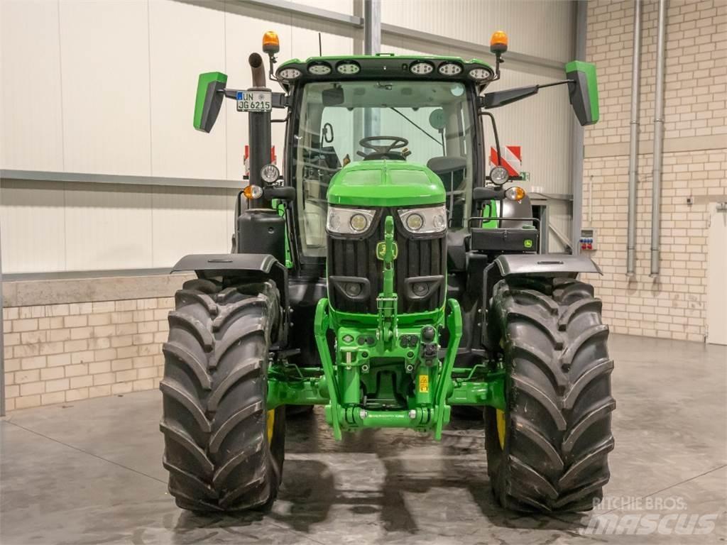 John Deere 6R215 트랙터
